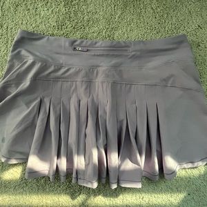 LULULEMON SKIRT